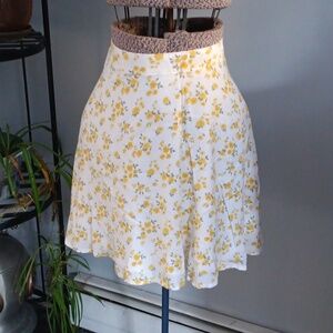 Hollister White and Yellow Floral Mini Skirt